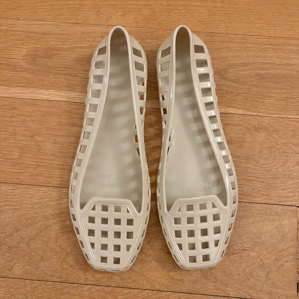 Heavenly Jelly Ivory Flats